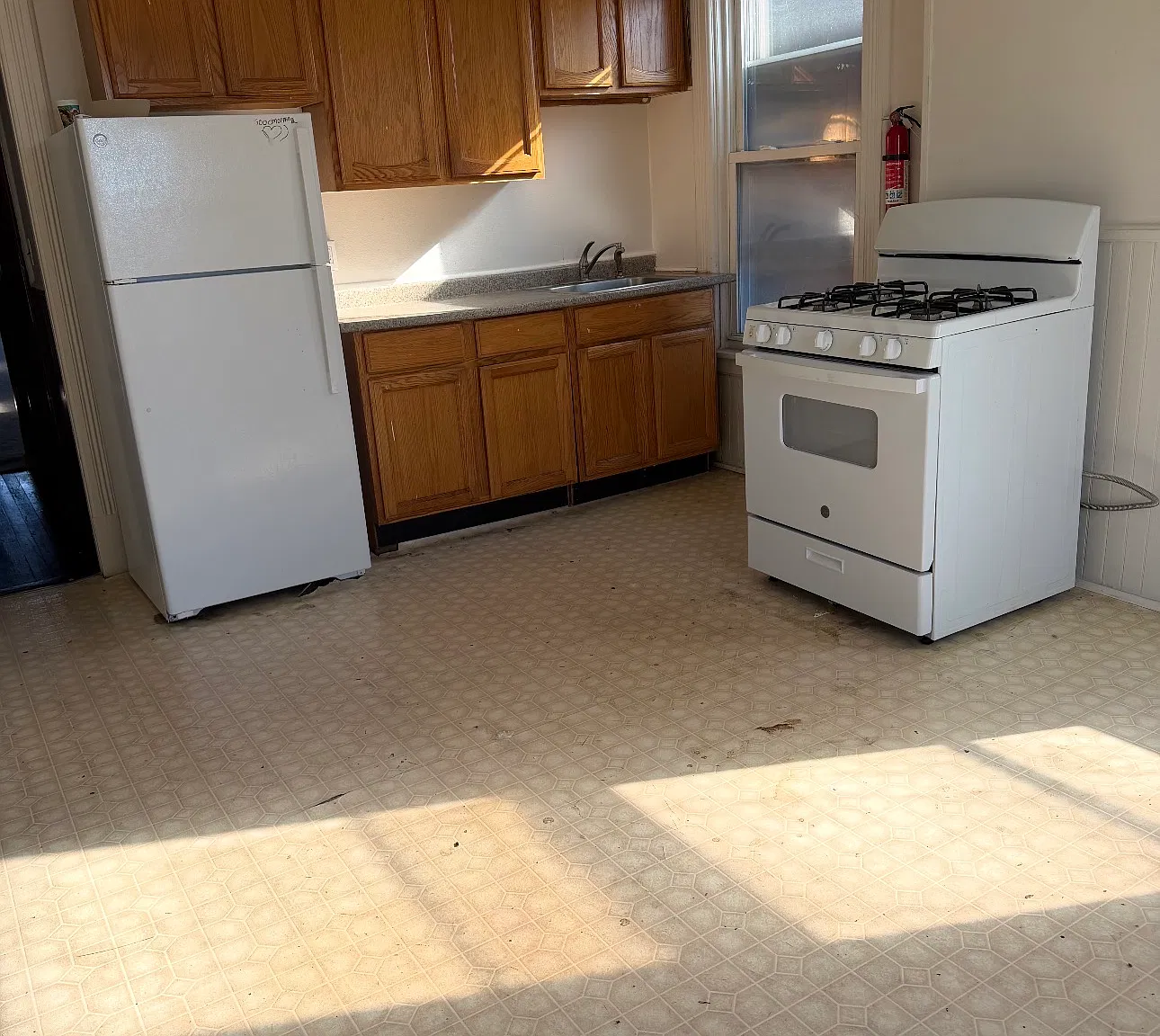 3 bed, $1,600 — Photo 1