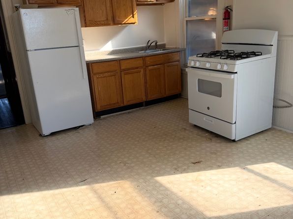 1305 Broadway #2