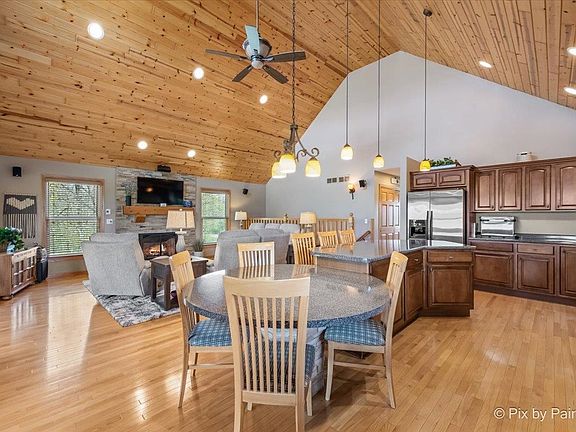 4th image of 2327 Eastcrest Ct