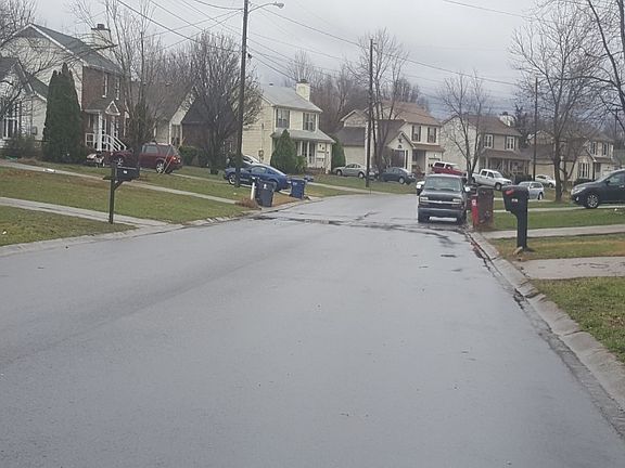 4th image of 1219 Parkview Dr