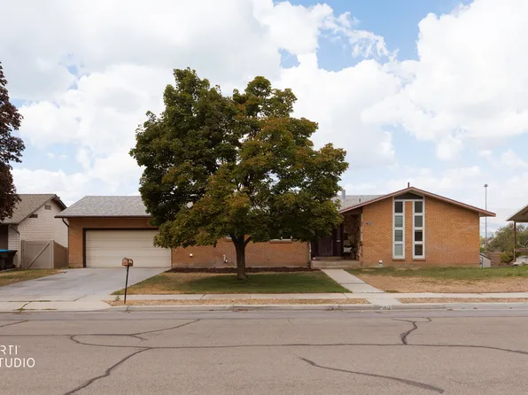 1303 Lakeview Dr, Provo, UT 84604