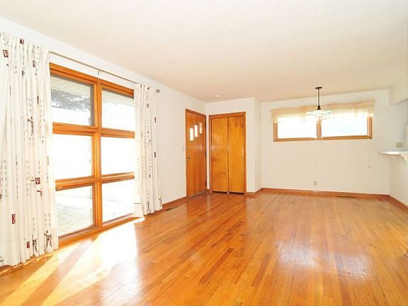 2nd image of W166N8455 Dardis Ave