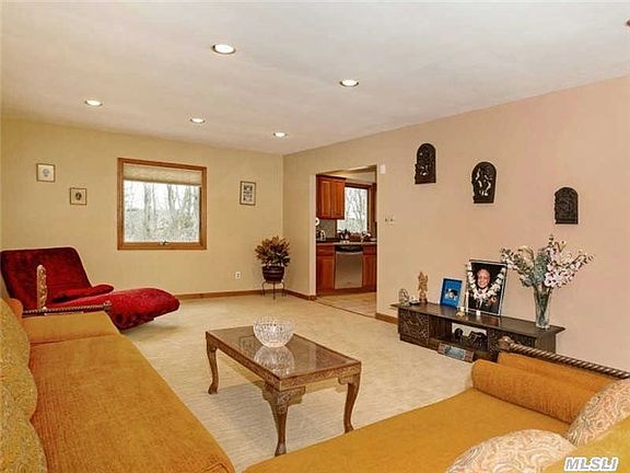 3rd image of 16 Richbourne Ln
