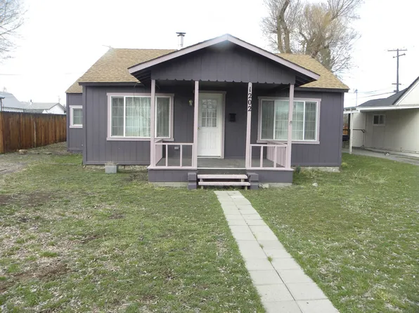 1202 W 8th St, Alturas, CA 96101
