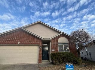 2725 Crystal Falls Rd, Lexington, KY 40509