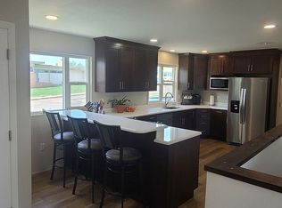58 Mayhew Dr, Lamar, CO 81052