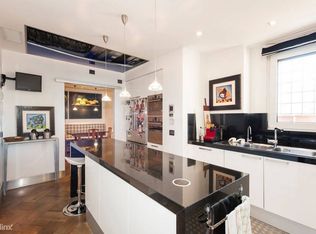 853 Larrabee St APT 3, West Hollywood, CA 90069
