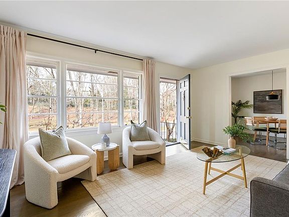 3rd image of 1130 N Carter Rd