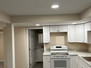 1 Bellevue St, Putnam, CT 06260