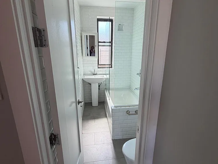 1520 Carroll St #4C — Photo 4
