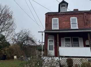 1727 2nd St S, Connellsville, PA 15425