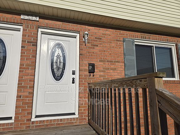 2nd image of 9523 18th Bay St