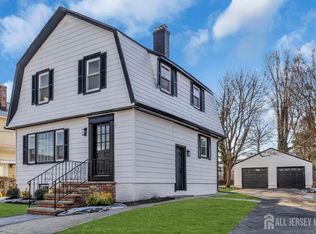 36 W Lakewood Ave, Milltown, NJ 08850