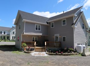 47 2nd St, Hallowell, ME 04347