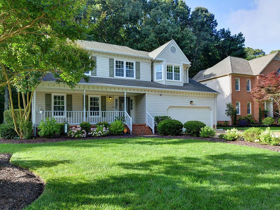 1st image of 202 Coach Hovis Dr