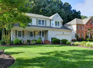 202 Coach Hovis Dr, Yorktown, VA 23693