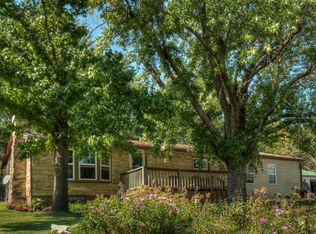1005 New Jersey Ave, Holton, KS 66436