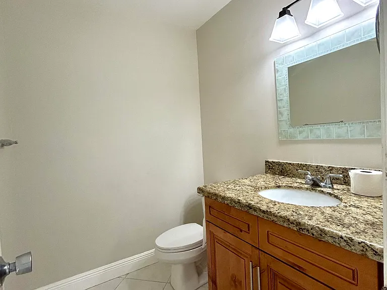 16415 Berry Way — Photo 16