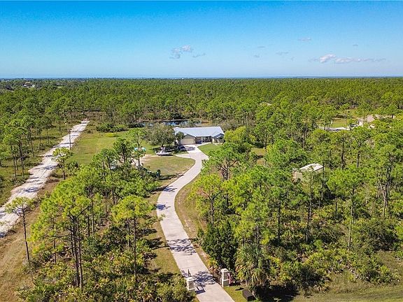 5th image of 15440 Deer Pass Rd