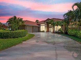 1745 Canterbury Dr, Indialantic, FL 32903