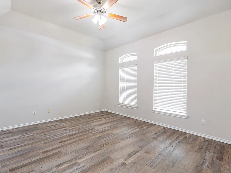 1801 Fern Ct — Photo 13