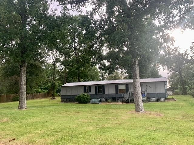 1st image of 1940 Holly Dr
