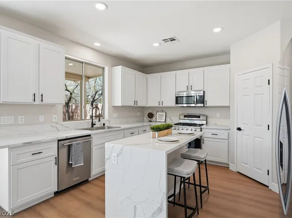 3440 Bella Viera Ct, Las Vegas, NV 89141