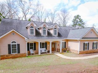 42 Helen Ln, Stockbridge, GA 30281