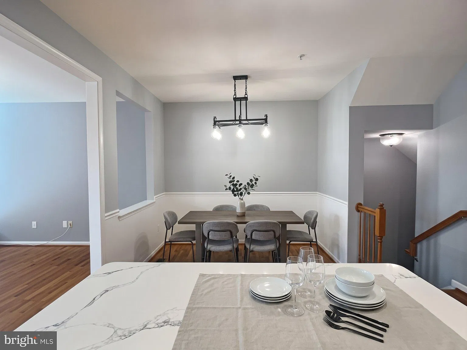 4 bed, 3.5 bath, 2652 sqft, $2,950 — Photo 4