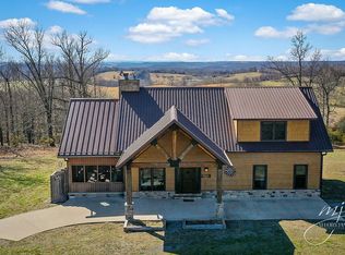 582 Marion County 3025, Yellville, AR 72687