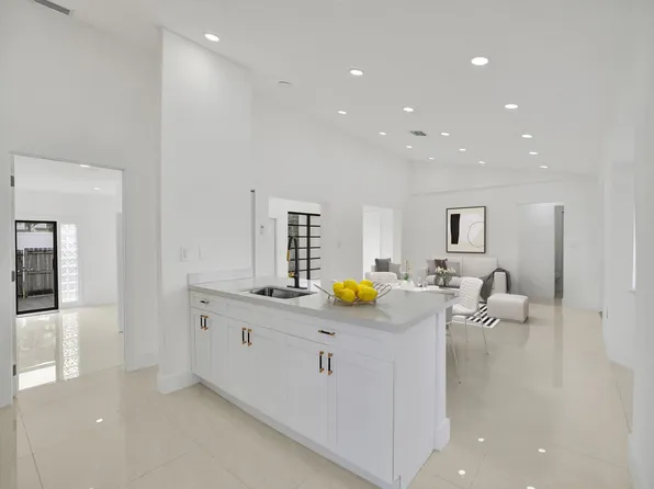 200 SE 7th Street, Dania Beach, FL 33004