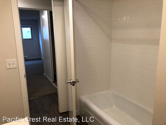 5th image of 11520 Greenwood Ave N #11341392