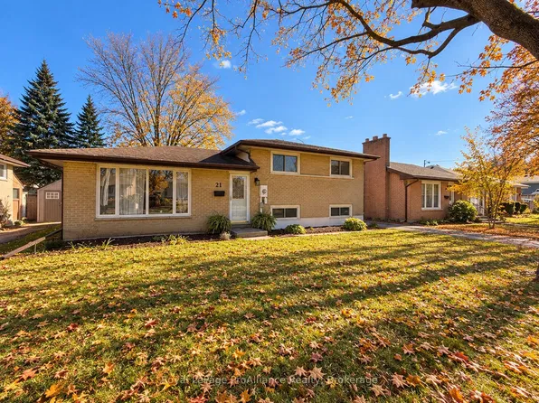 21 Lambert Dr, Belleville, ON K8N 4K5