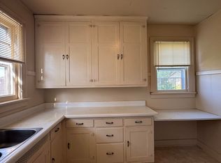 701 S Rawlings St #2, Carbondale, IL 62901