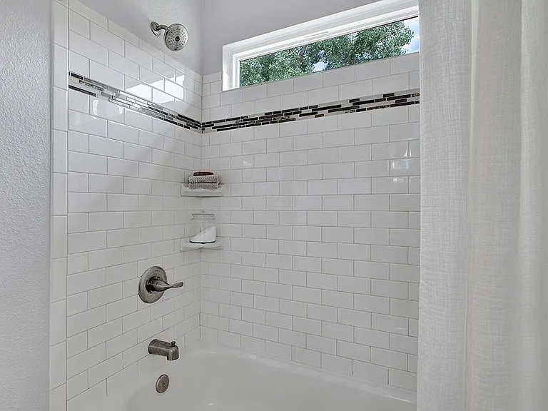 8335 Saint Helena Dr — Photo 19