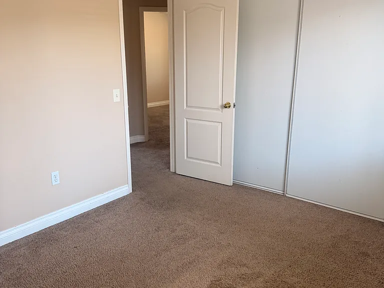 878 Rebecca Dr — Photo 10