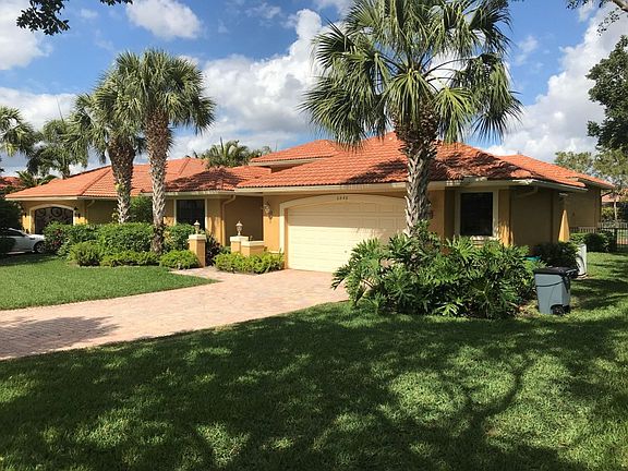 3rd image of 6848 Caviro Ln