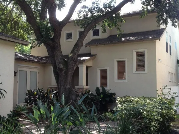 3208 W Knights Ave, Tampa, FL 33611