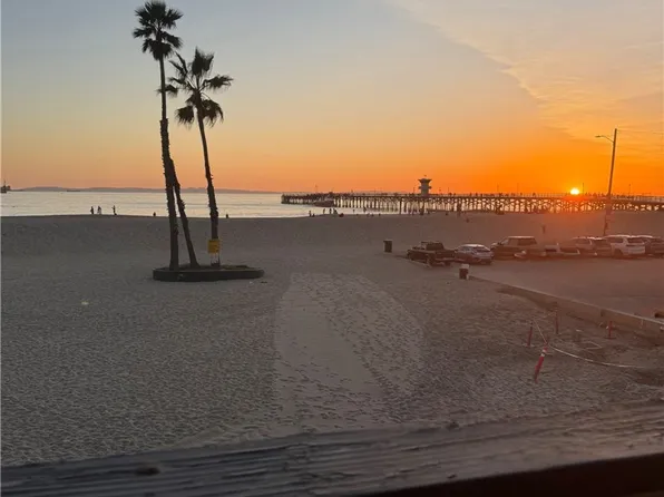 1003 Seal Way, Seal Beach, CA 90740