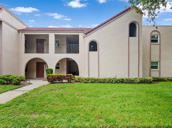 9700 Starkey Rd APT 317, Seminole, FL 33777