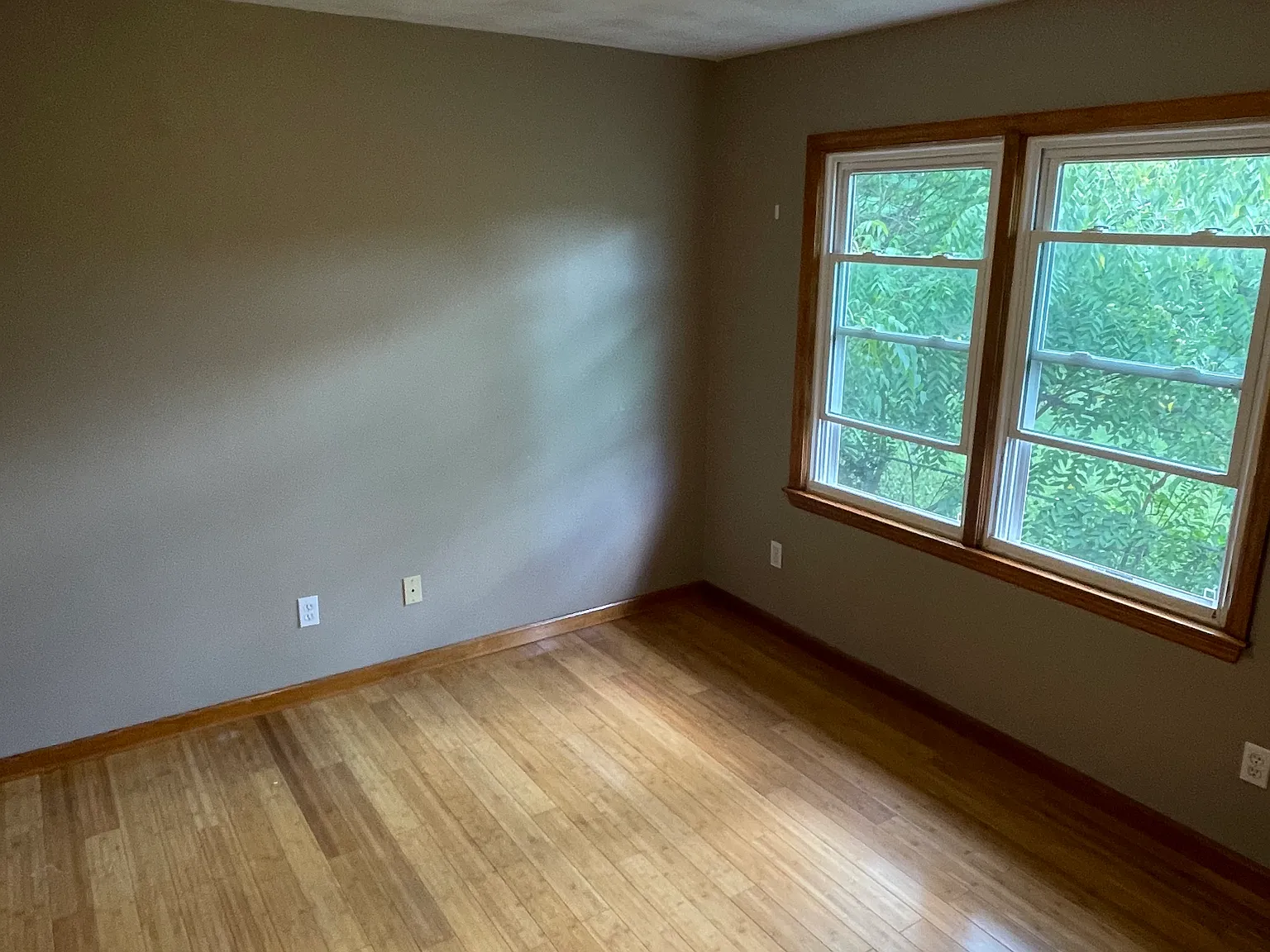 660 College Street NW — Photo 4