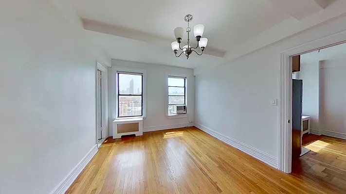 Rented by Bond New York | media 23