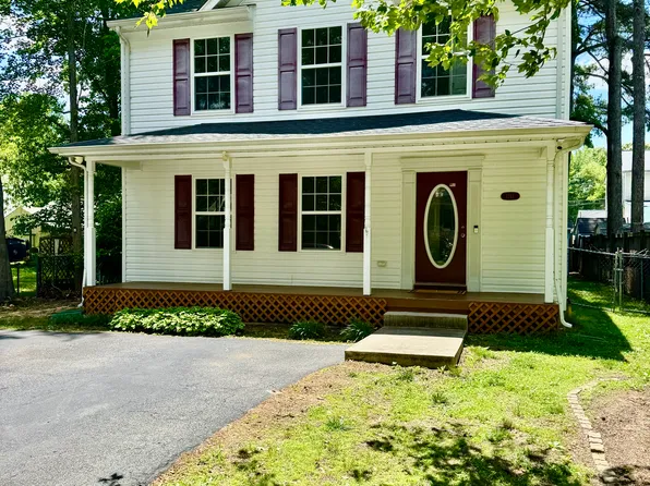 1241 Juniper St, Shady Side, MD 20764