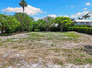 574 Tigertail Ct, Marco Island, FL 34145