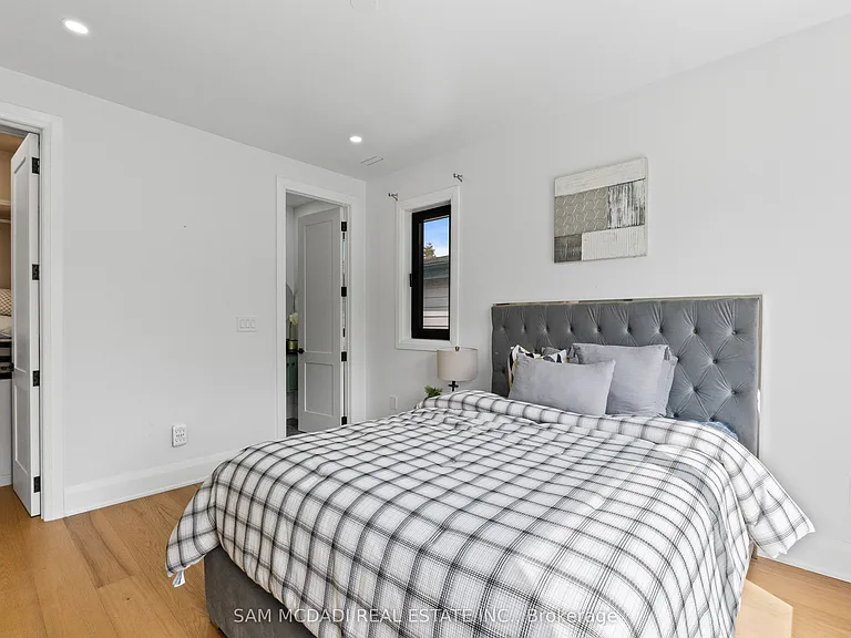 9 Earl St — Photo 32