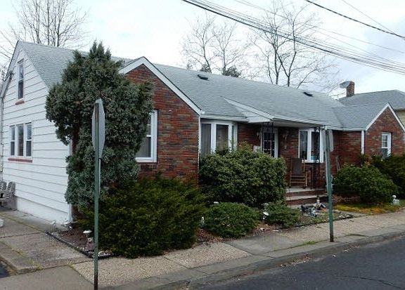 5th image of 226-228 Biltmore St