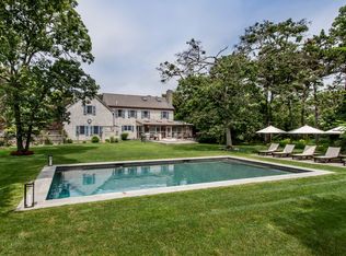 230 Meetinghouse Way, Edgartown, MA 02539