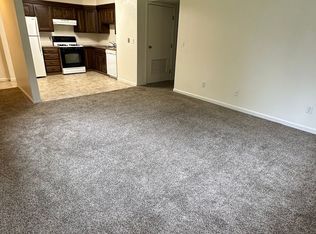 17423 Coronado Rd APT 2, Eagle River, AK 99577