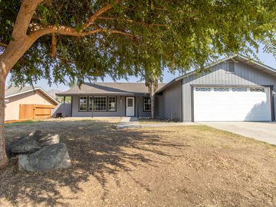 482 Sunwood St, Porterville, CA, 93257