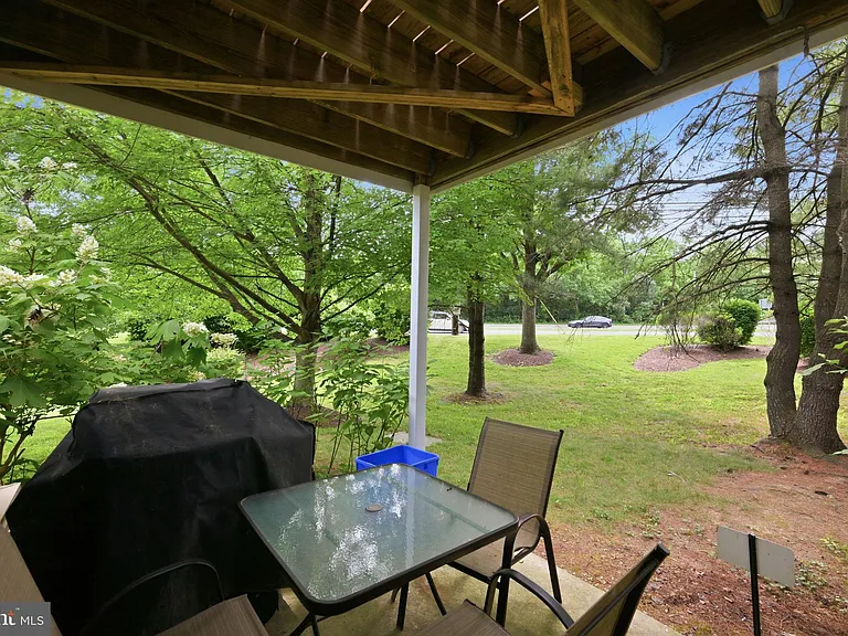 933 Hillside Lake Ter #110 — Photo 25